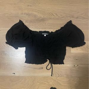 Queensberry deep off the should black crop top with puffy sleeves size large